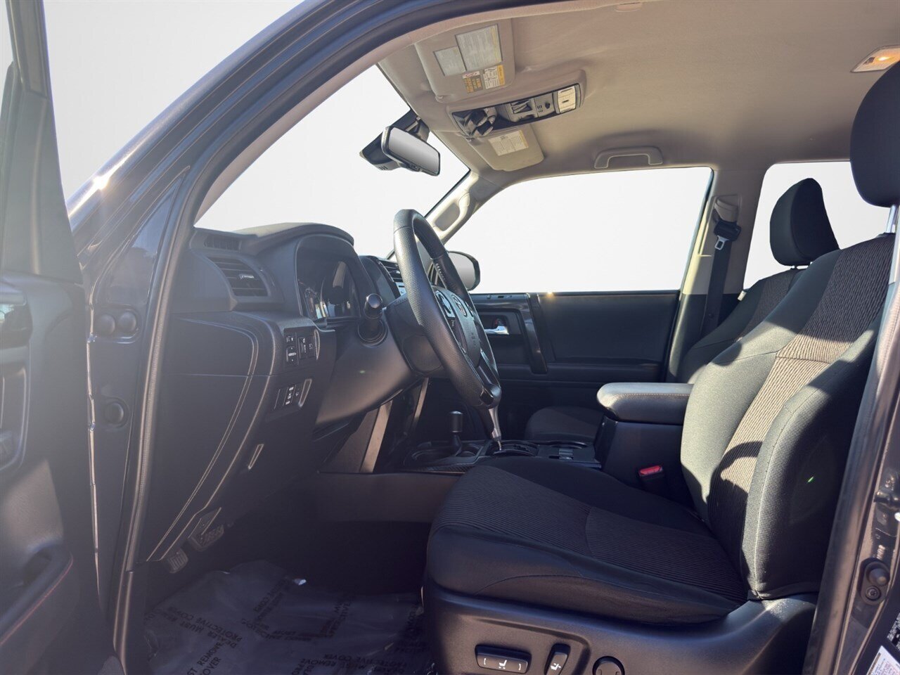 2024 Toyota 4Runner TRD Off-Road. New Tires, Clean Carfax, 4x4, Great Adventure SUV! - Photo 10 - Post Falls, ID 83854