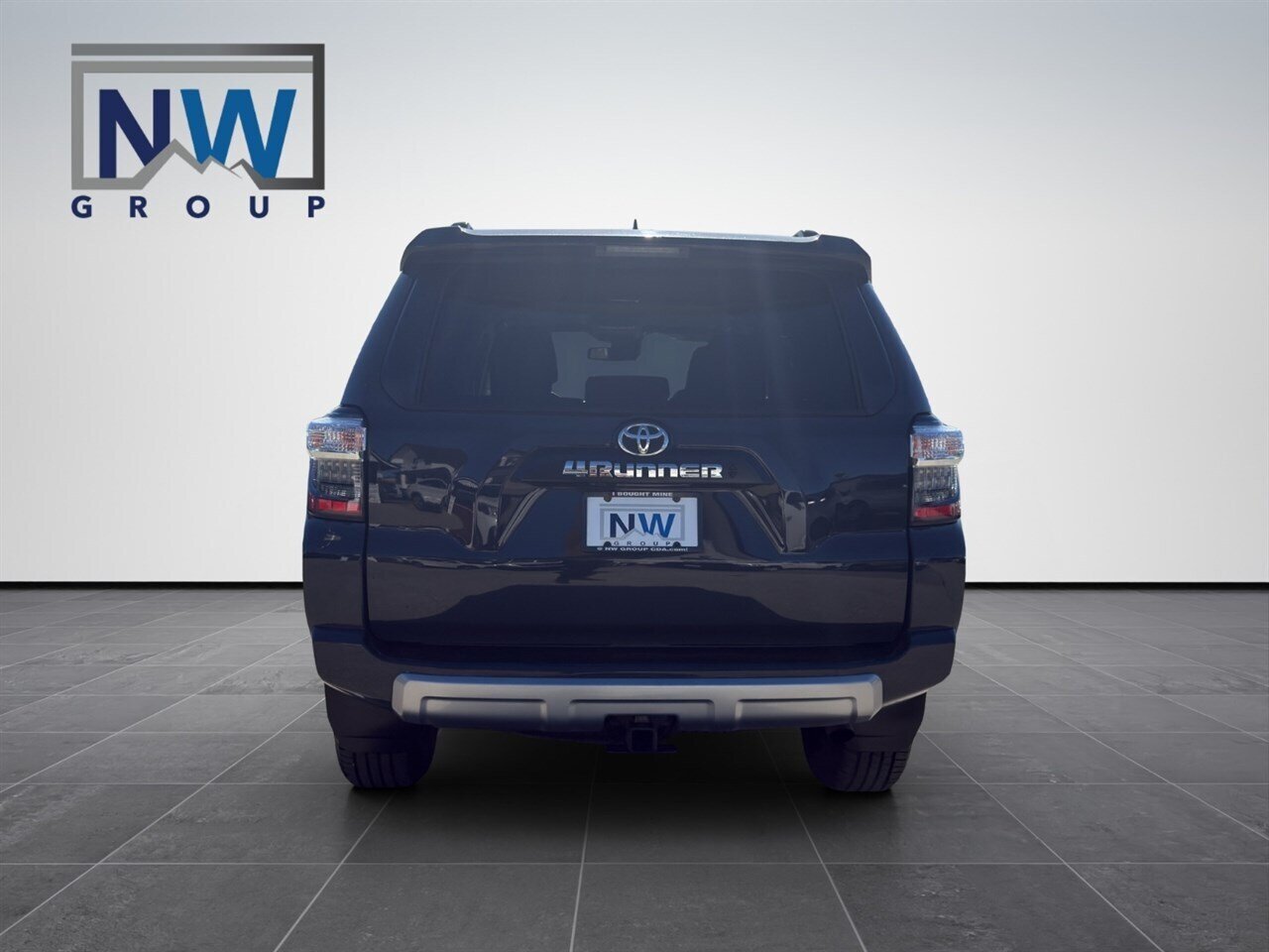 2024 Toyota 4Runner TRD Off-Road. New Tires, Clean Carfax, 4x4, Great Adventure SUV! - Photo 5 - Post Falls, ID 83854