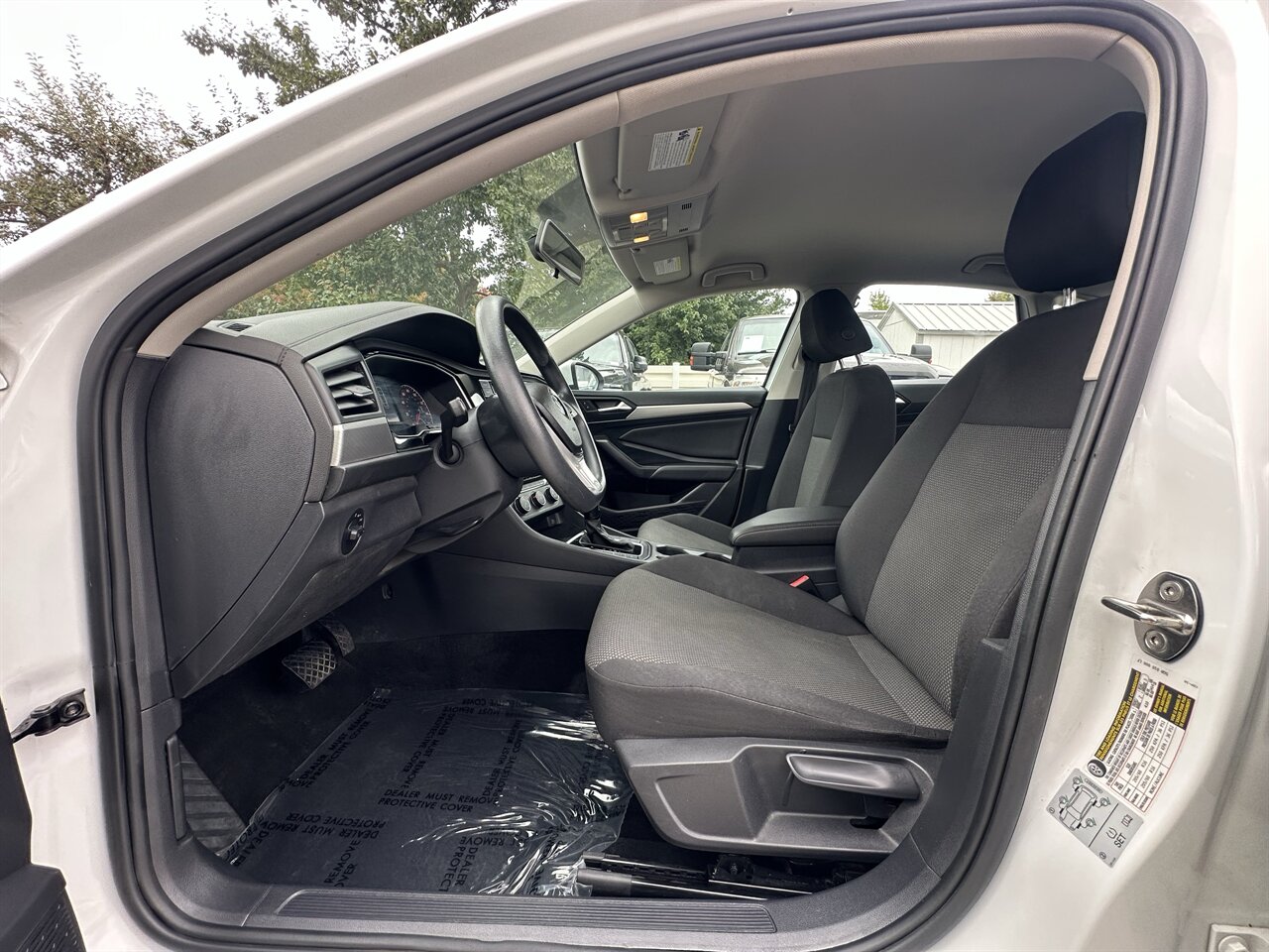 2019 Volkswagen Jetta S. 62k miles, Nice Condition, Economical Sedan! - Photo 8 - Post Falls, ID 83854