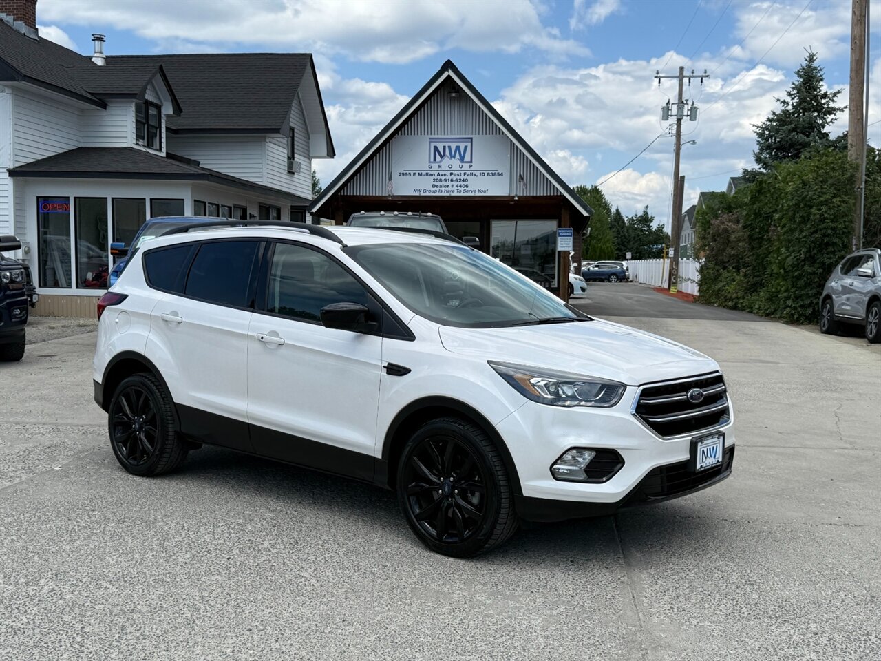 2019 Ford Escape SE  68k miles, AWD,  New Tires! Nice SUV! - Photo 1 - Post Falls, ID 83854
