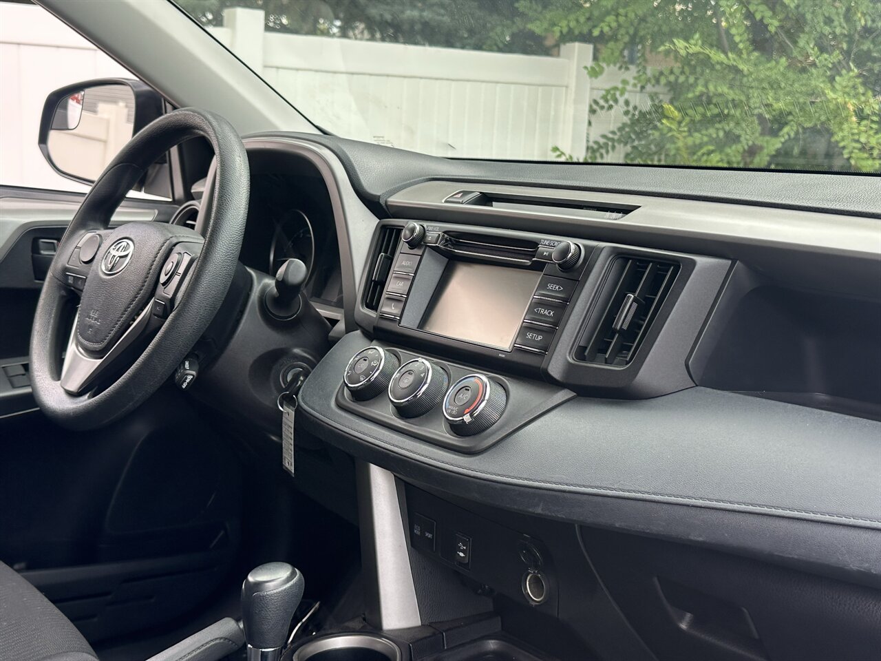 2018 Toyota RAV4 LE - Photo 6 - Post Falls, ID 83854