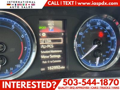 2017 Toyota Corolla 50th Anniversary Spe   - Photo 12 - Portland, OR 97216