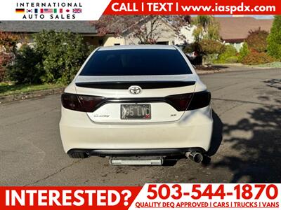 2017 Toyota Camry XLE   - Photo 4 - Portland, OR 97216