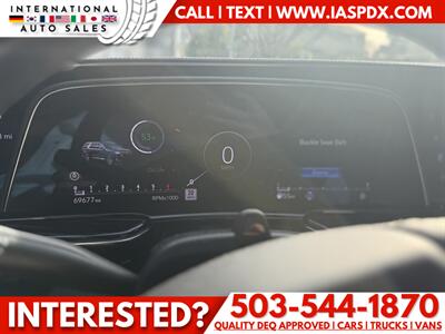 2023 Cadillac Escalade Sport   - Photo 16 - Portland, OR 97216