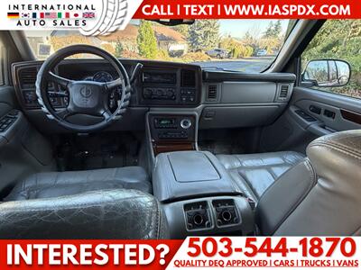 2002 Cadillac Escalade   - Photo 12 - Portland, OR 97216