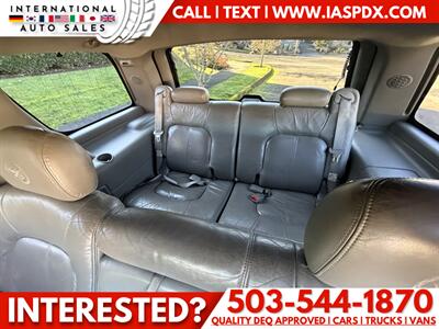 2002 Cadillac Escalade   - Photo 11 - Portland, OR 97216