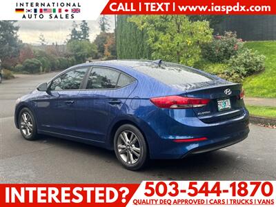 2017 Hyundai ELANTRA SE   - Photo 3 - Portland, OR 97216