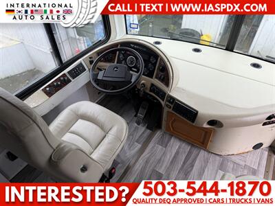 2006 FLEETWOOD RV BOUNDER - NON SMOKER   - Photo 10 - Portland, OR 97216