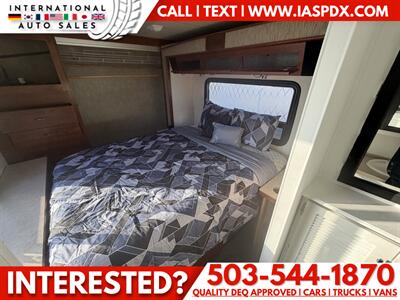 2006 FLEETWOOD RV BOUNDER - NON SMOKER   - Photo 21 - Portland, OR 97216