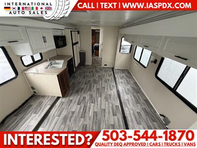 2006 FLEETWOOD RV BOUNDER - NON SMOKER   - Photo 11 - Portland, OR 97216