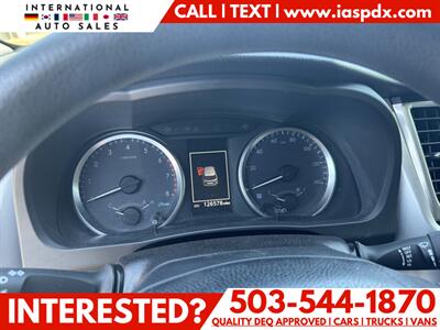 2017 Toyota Highlander LE   - Photo 14 - Portland, OR 97216