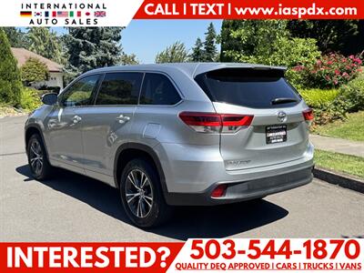 2017 Toyota Highlander LE   - Photo 3 - Portland, OR 97216