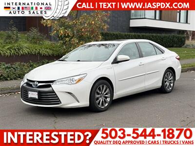2017 Toyota Camry Hybrid LE - 42 MPG Sedan