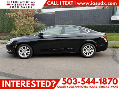 2016 Chrysler 200 Limited   - Photo 2 - Portland, OR 97216