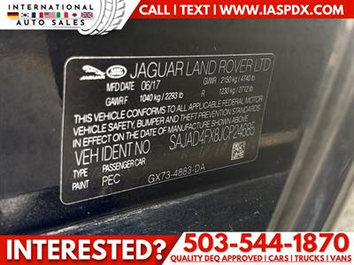 2018 Jaguar XE 25t Premium   - Photo 16 - Portland, OR 97216