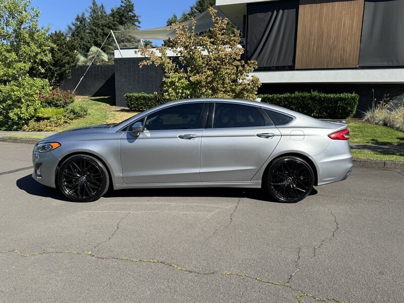2020 Ford Fusion Titanium  