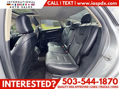 2020 Ford Fusion Titanium   - Photo 9 - Portland, OR 97216