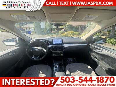 2020 Ford Escape SE   - Photo 10 - Portland, OR 97216