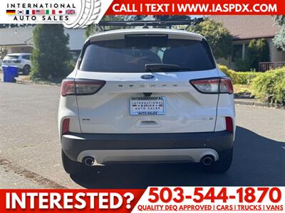 2020 Ford Escape SE   - Photo 4 - Portland, OR 97216