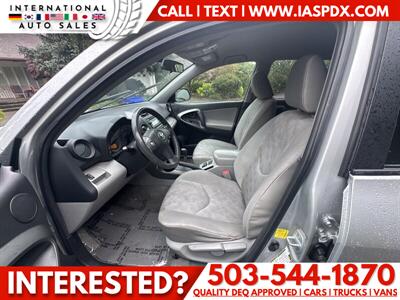 2012 Toyota RAV4 - Photo 9 - Portland, OR 97216