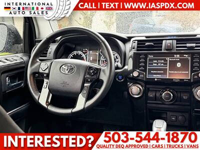 2024 Toyota 4Runner TRD Off-Road   - Photo 12 - Portland, OR 97216