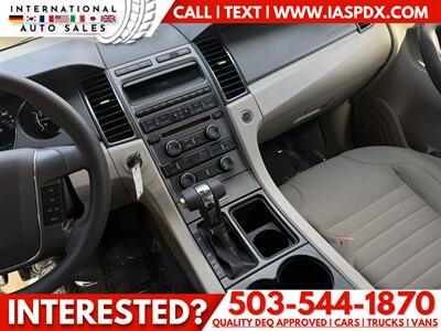 2010 Ford Taurus SE - Photo 10 - Portland, OR 97216