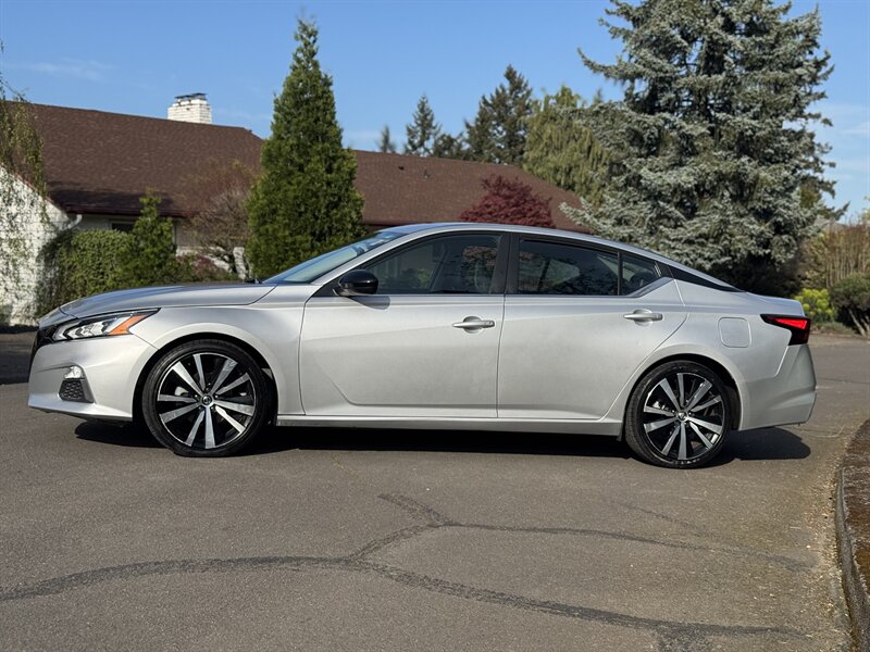 2020 Nissan Altima 2.5 SR  