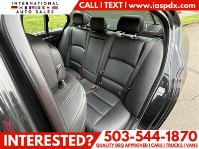 2011 BMW 528i   - Photo 11 - Portland, OR 97216