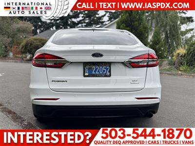 2020 Ford Fusion SE - Photo 4 - Portland, OR 97216
