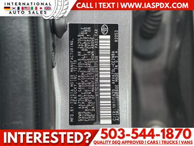 2020 Toyota Camry LE - Photo 15 - Portland, OR 97216
