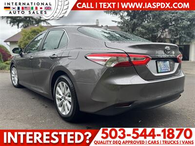 2020 Toyota Camry LE - Photo 3 - Portland, OR 97216