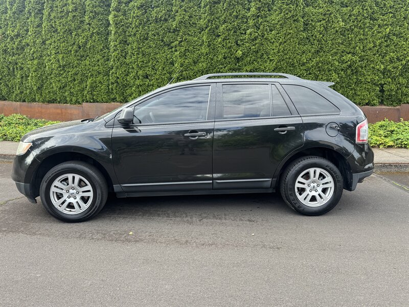 2010 Ford Edge SE  