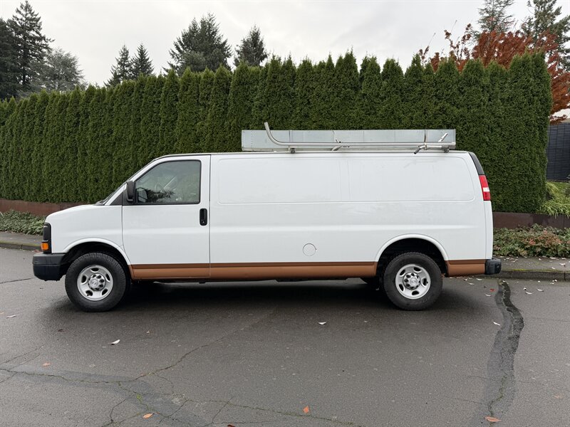 2016 Chevrolet Express 3500 - 6.0L V8  