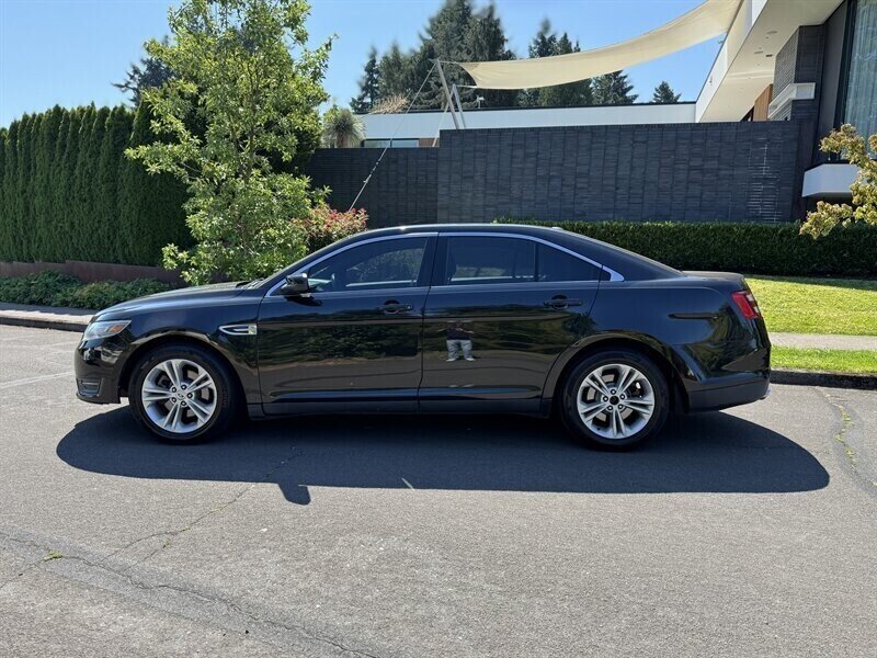 2014 Ford Taurus SEL  