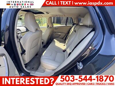 2016 Volvo V60 T5 Drive-E Premier   - Photo 10 - Portland, OR 97216