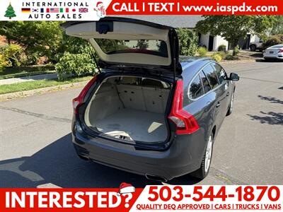 2016 Volvo V60 T5 Drive-E Premier  - 2.0L Turbo - Photo 11 - Portland, OR 97216