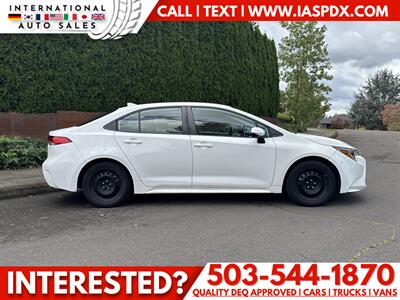 2020 Toyota Corolla LE   - Photo 6 - Portland, OR 97216