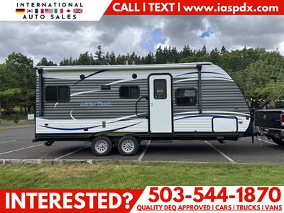 2019 Keystone Travel Trailer 2052   - Photo 2 - Portland, OR 97216