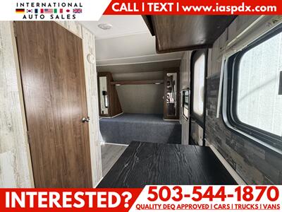 2019 Keystone Travel Trailer 2052   - Photo 17 - Portland, OR 97216
