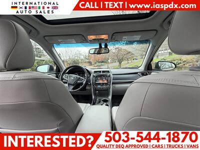 2017 Toyota Camry Hybrid LE   - Photo 10 - Portland, OR 97216