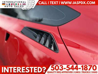 2015 Chevrolet Corvette Stingray   - Photo 11 - Portland, OR 97216