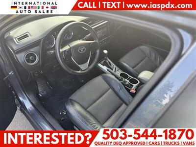 2017 Toyota Corolla SE   - Photo 9 - Portland, OR 97216