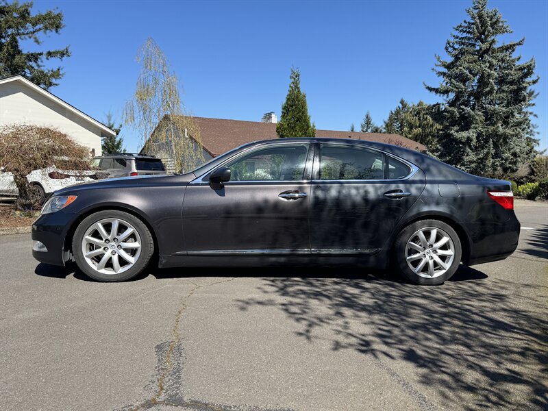 2008 Lexus LS  