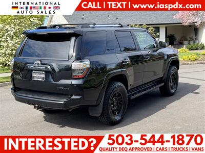 2018 Toyota 4Runner TRD Pro   - Photo 5 - Portland, OR 97216