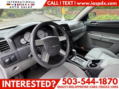 2006 Chrysler 300 Series   - Photo 3 - Portland, OR 97216