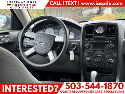 2006 Chrysler 300 Series   - Photo 5 - Portland, OR 97216