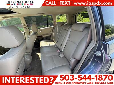 2004 Toyota Highlander   - Photo 10 - Portland, OR 97216