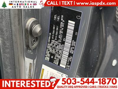 2024 Toyota 4Runner TRD Off-Road   - Photo 13 - Portland, OR 97216