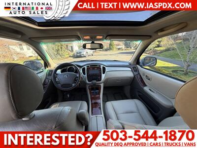 2005 Toyota Highlander   - Photo 12 - Portland, OR 97216