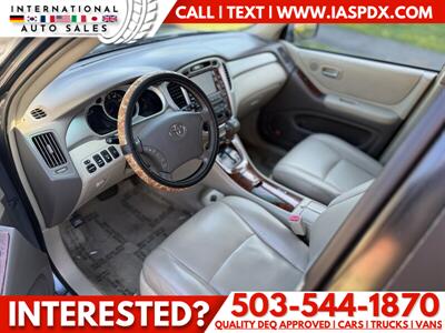 2005 Toyota Highlander   - Photo 8 - Portland, OR 97216